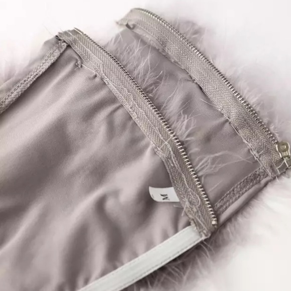 🎉New Arrival Sexy Light Gray Crop Ostrich Feather Tube Style Top - Medium - Picture 10 of 13